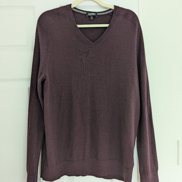 Express Men's V-neck Burgundy Sweater - Picture 1 of 3